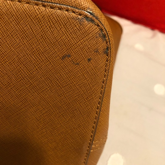 Michael Kors Large Tote - Picture 5 of 8